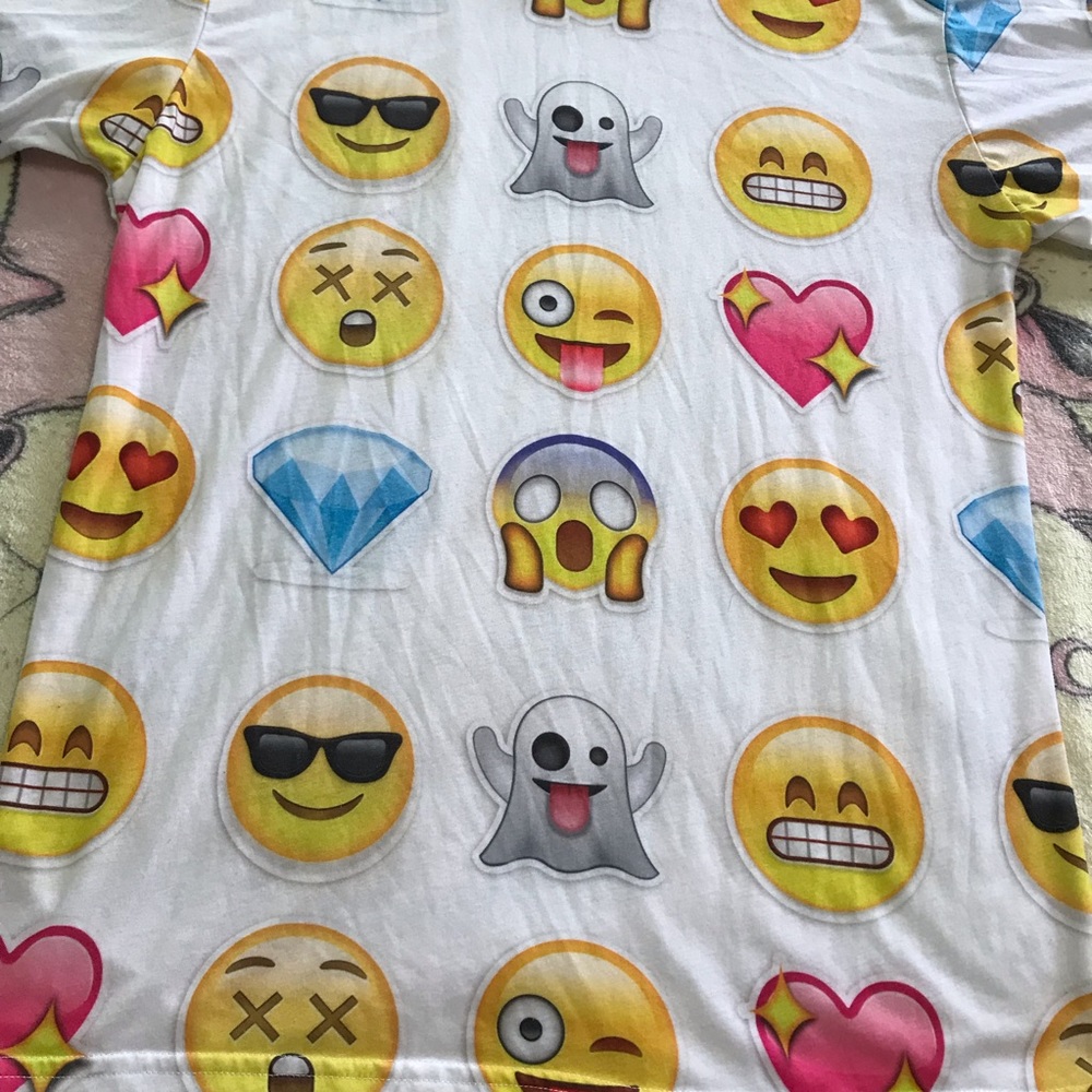 Letโs Rage Emoji Tee - Picture 2 of 3
